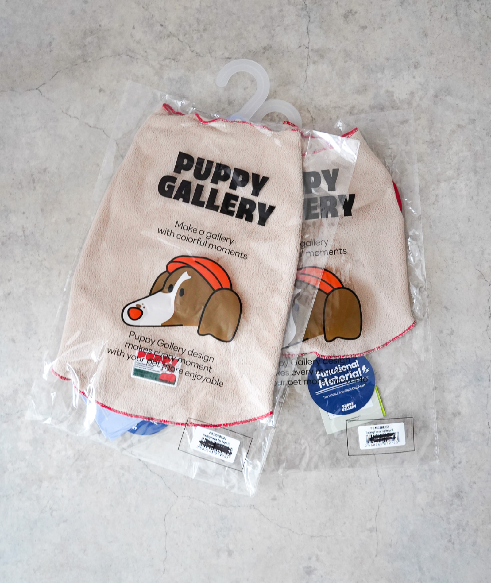 トラッキング フリース トップ